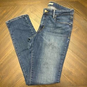 LEVI’S Size 12 Mid Rise Skinny Jean